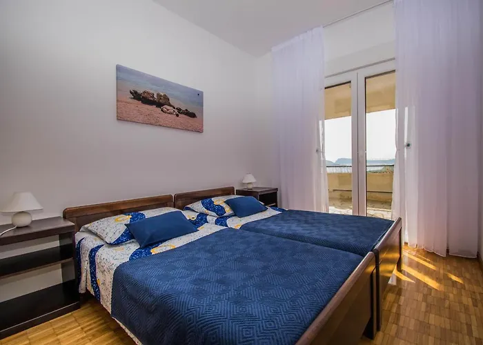 Apartments Ivanica And Mirela